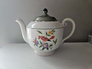 Vintage Royal Rochester Royalite Porcelain Teapot with Integrated Tea Infuser an